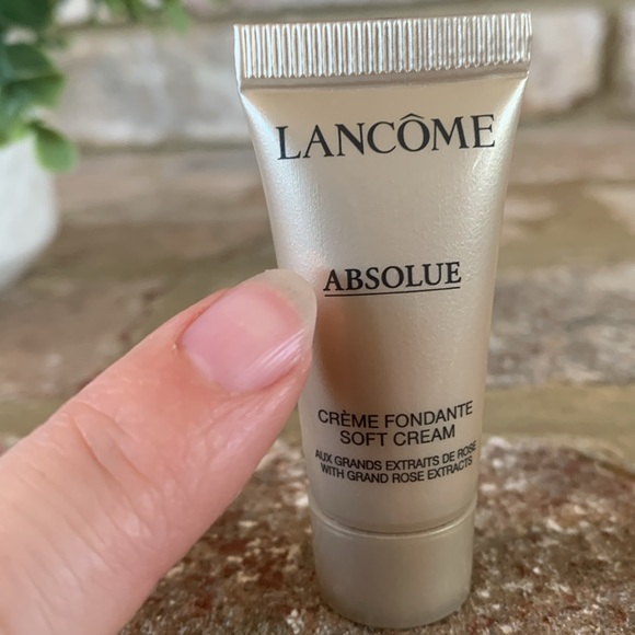 ✨$3✨ Lancôme | Absolute Crème Foundation | 5 ml - Picture 7 of 7